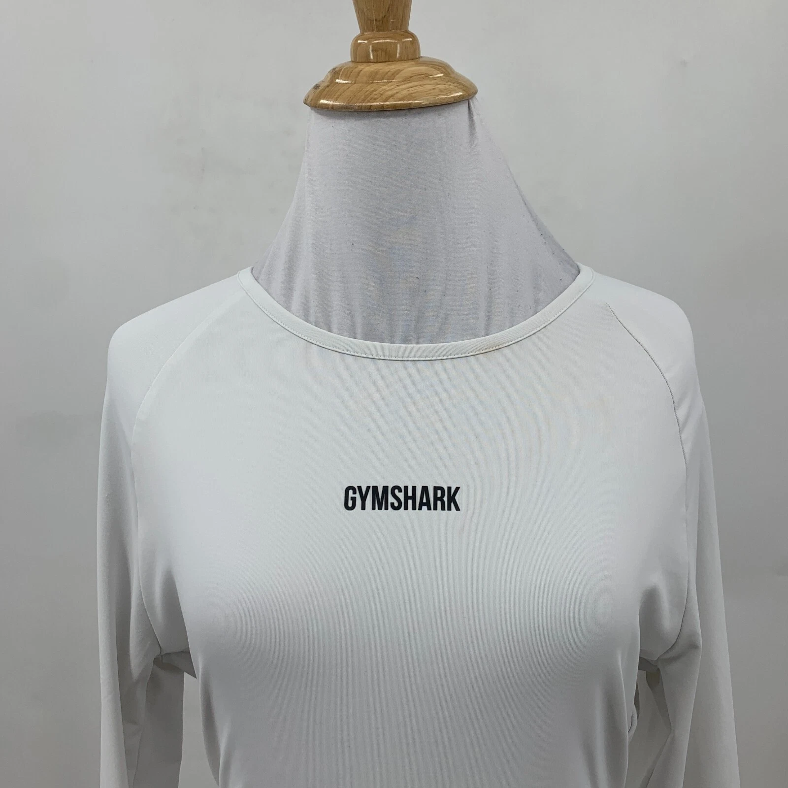 gymshark cropped long sleeve thumbholes mesh panel shirt