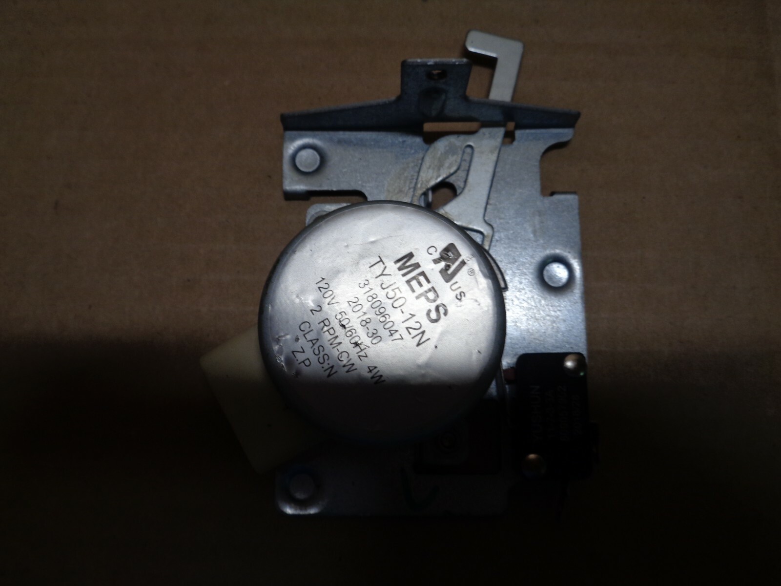 Genuine OEM 318261229 Frigidaire Wall Oven Motor Lock DT962 eBay
