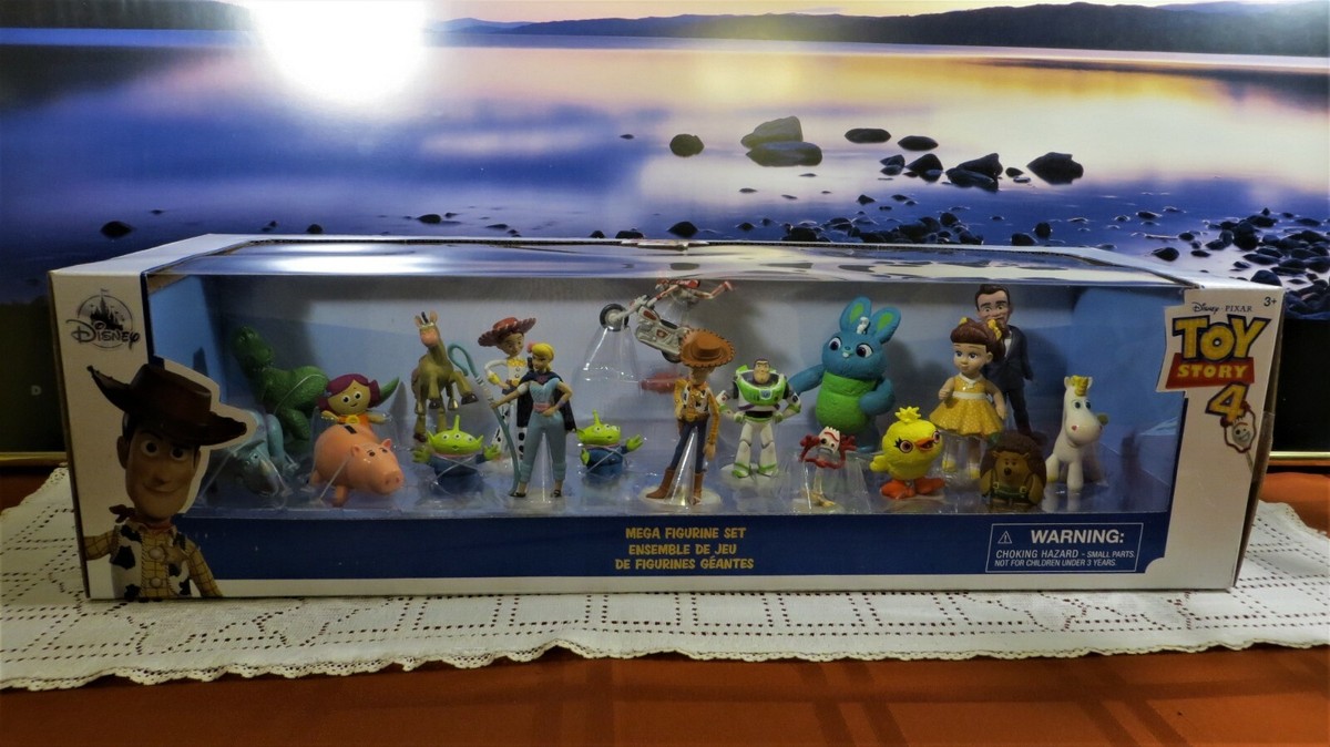 DISNEY TOY STORY 4 - MEGA FIGURINE SET-19 FIGURES - NIB-AUTHENTIC