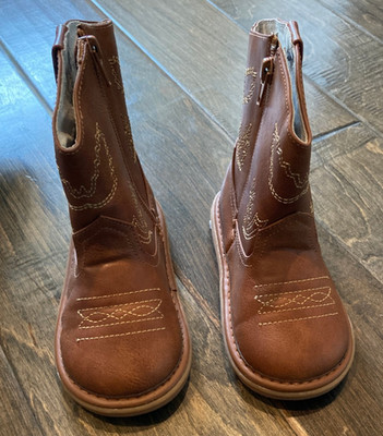 NIB Wee Squeak toddler Size 12 brown Western Boots