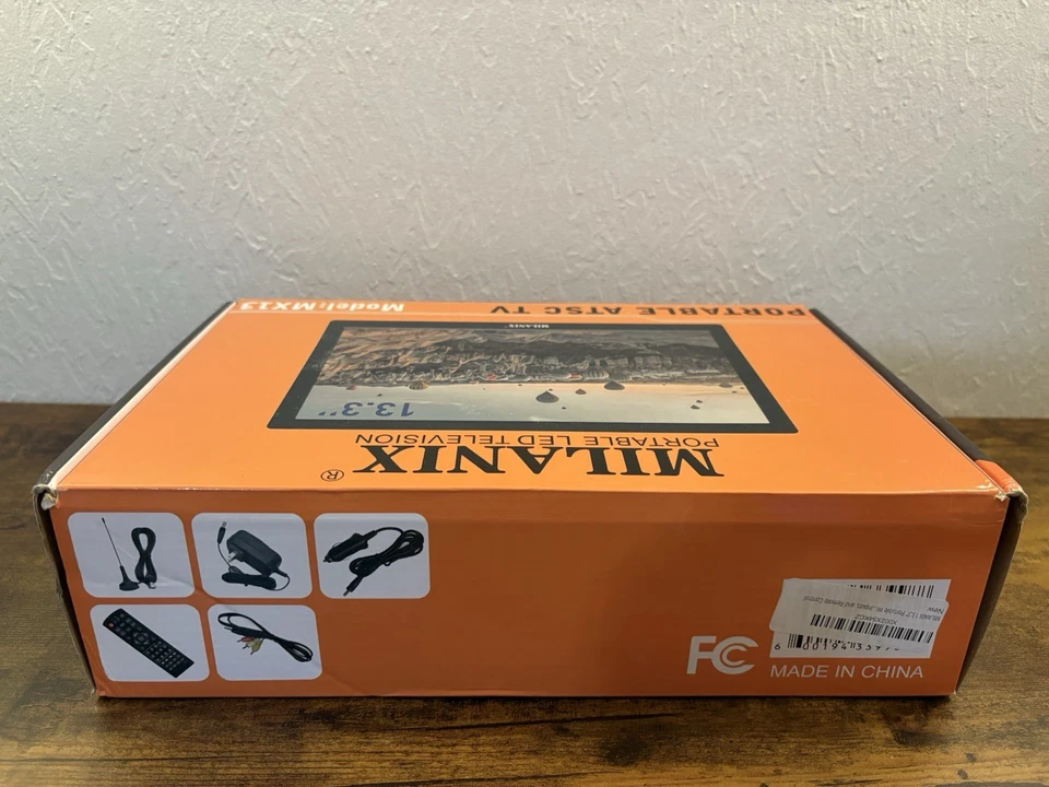 Milanix 13.3" Portable LED HDTV with HDMI VGA Built in Digital Tuner - Image 3 of 4