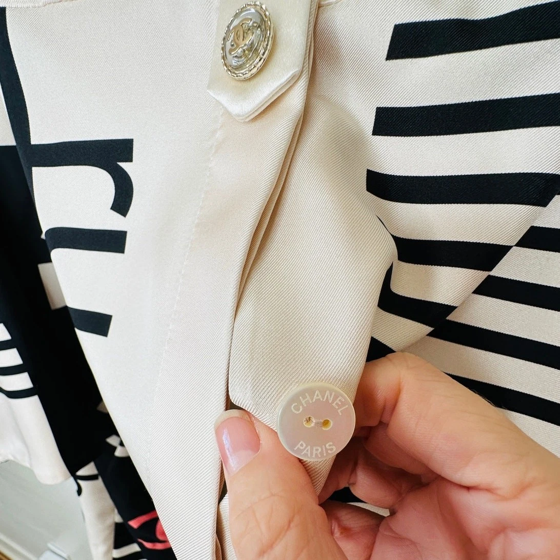 Giacca Chanel 100% seta ecrù multicolore logo Chanel 42 L nuova con etichetta