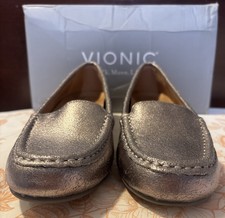 NWB Vionic Debbie Metallic Pewter Orthotic Shoes/Flats/Loafers Women's Size 5
