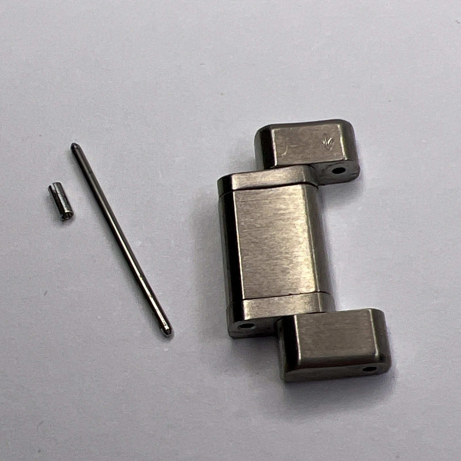 Authentic Grand Seiko Evolution 9 Titanium 20mm L… - image 3