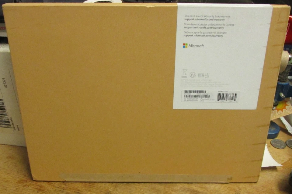 Microsoft Surface Pro Signature Keyboard with Slim Pen 2 - Image 2 of 3