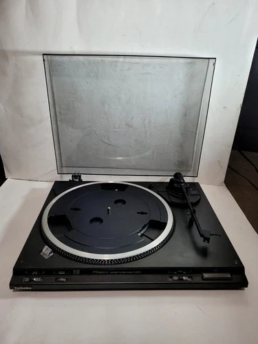 Technics SL-BD22 Turntable FG Servo Record Player - Needs Needle And Power Cord