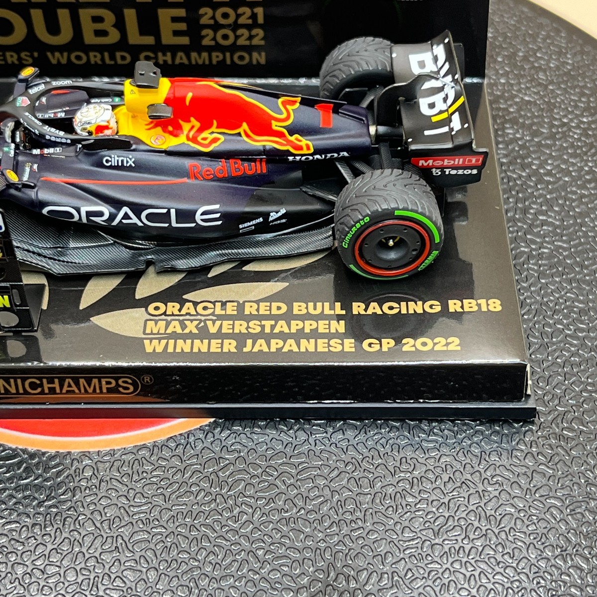 ミニチャンプス 1/43 レッドブル RB21 M.フェルスタッペン 日本GP 2025
