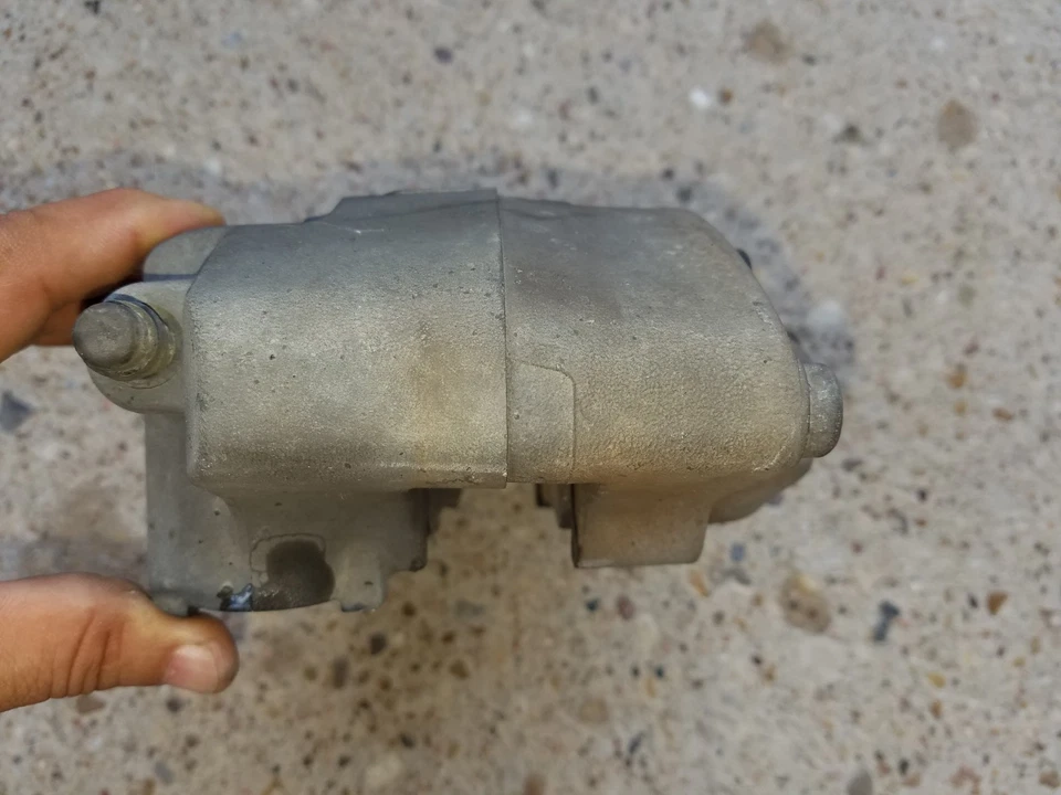 2005 TO 2012 ACURA RL RIGHT LEFT ADVICS FRONT BRAKE BLACK CALIPER 4 PISTON SET - Image 4 of 4