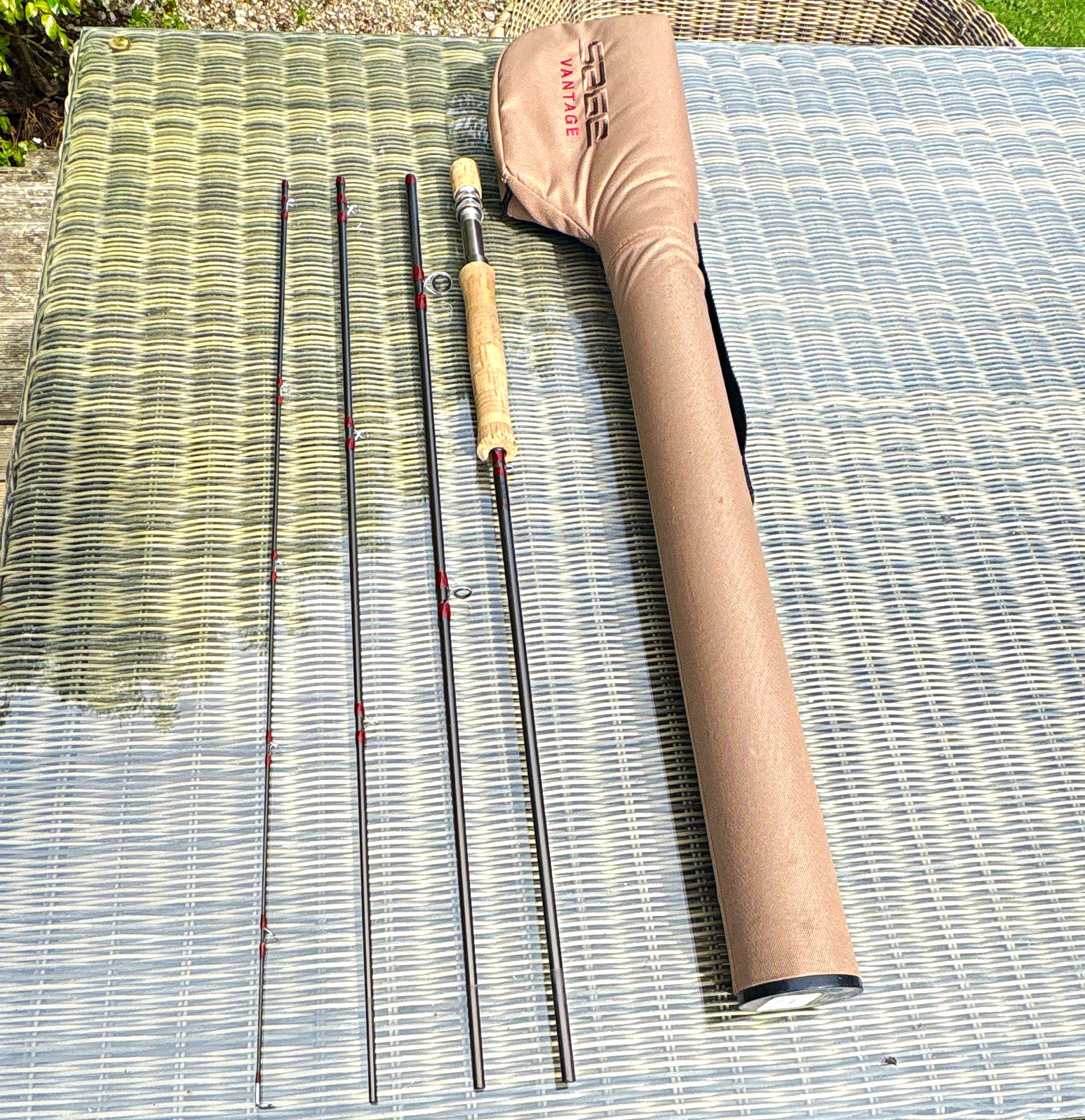 Sage Vantage 9ft #9.   4pc Fly Fishing Rod Fast Action Light Power w/ Tube