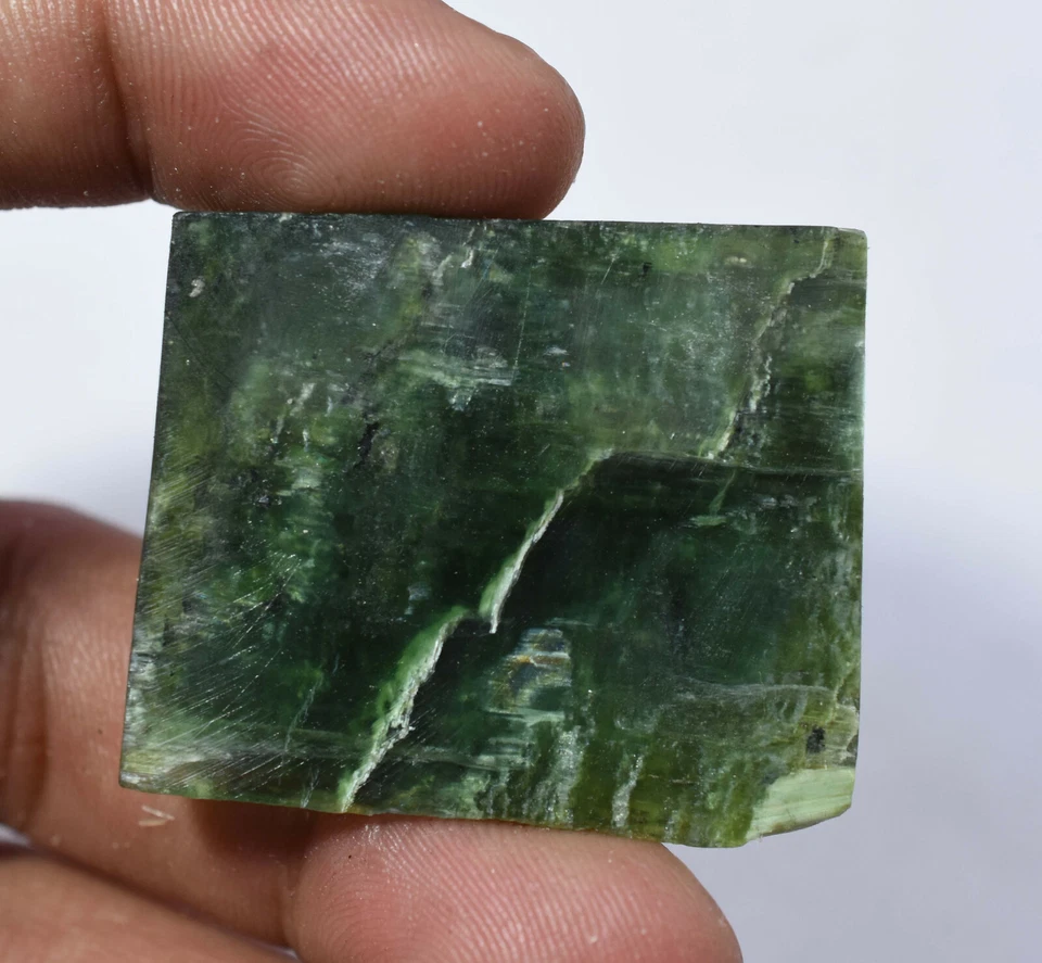 138.75 Ct Natural Green Serpentine Untreated Translucent Specimen Slab - Image 2 of 4