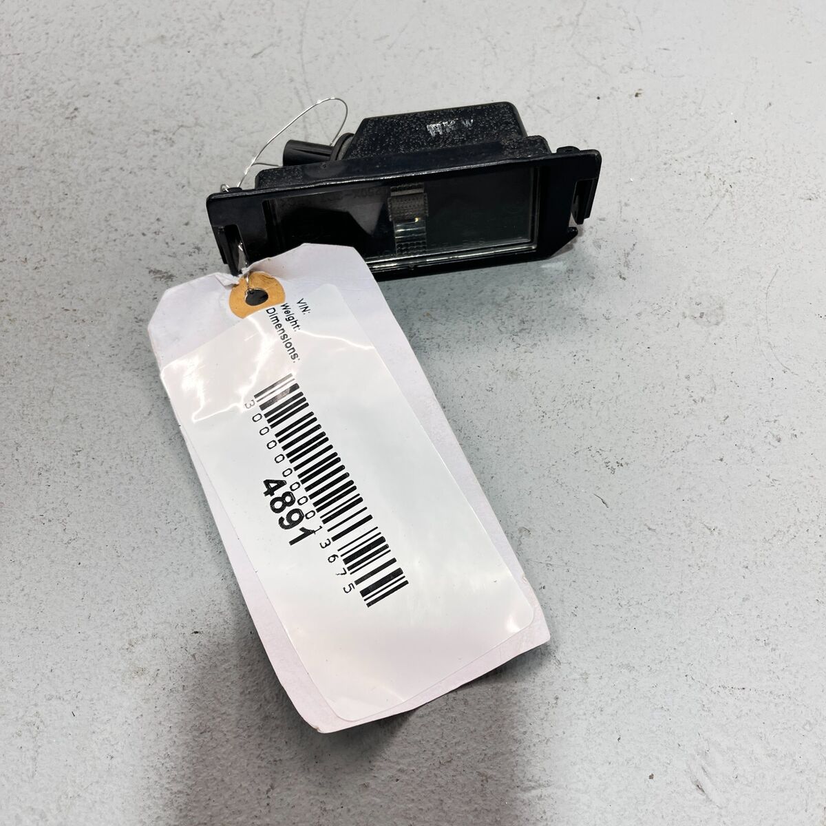 2012-2017 KIA RIO LEFT DRIVER SIDE LICENSE NUMBER PLATE 2012-2017 KIA RIO LEFT DRIVER SIDE LICENSE NUMBER PLATE