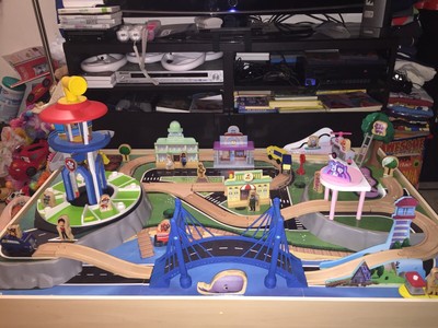 kidkraft paw patrol train table