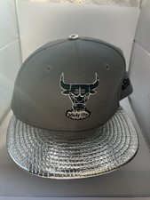 New Era 9Fifty Chicago Bulls Hat Cap Youth Hardwood Classic Snapback Windy City