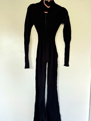 PRETTYLITTLETHING Damen Overall Einteiler Strick Ripp, Reißverschluss 36