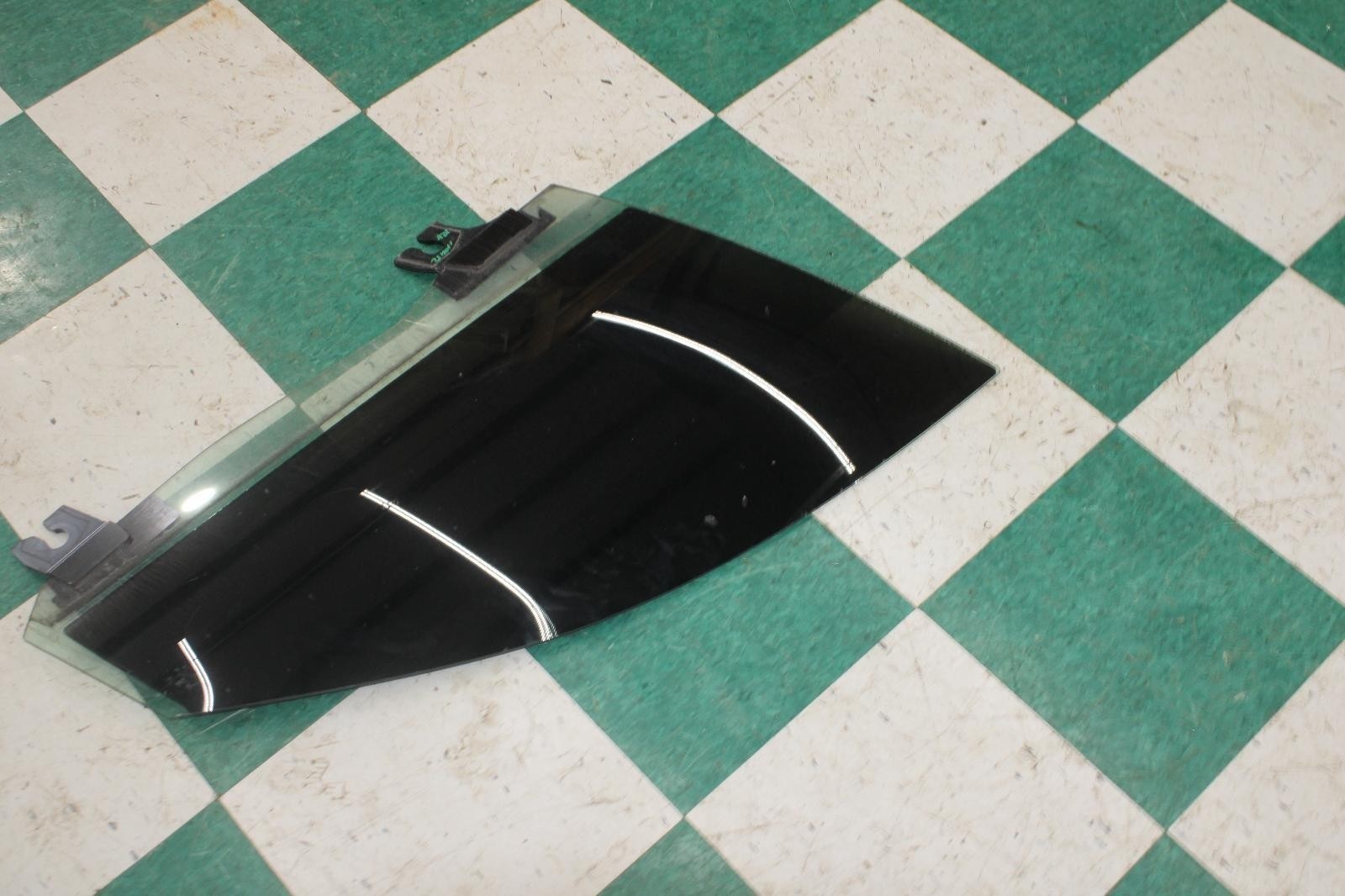 14-22 MASERATI GHIBLI *TINTED* Passenger Right RH RF Front Door Window Glass OEM