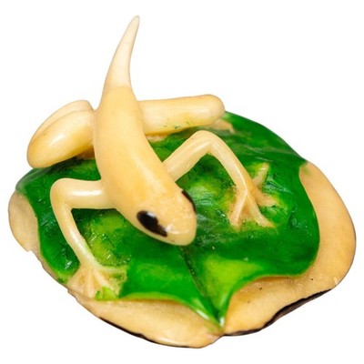 White And Green Gecko Lizard Tagua Carving