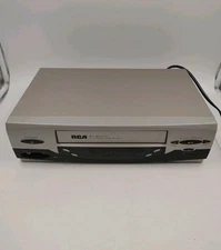 RCA VR546 VCR 4-Head Mono VHS Tape Player AccuSearch No Remote  - TESTED/WORKING