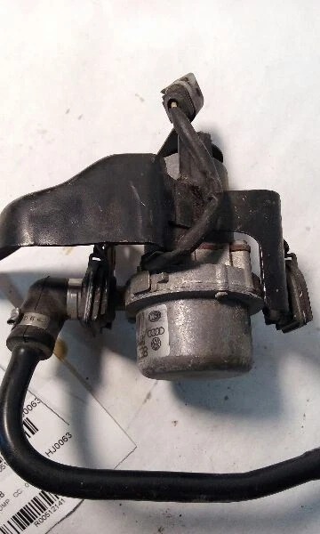 Bomba de vacío Audi S5 2008 Foto 3 de 4