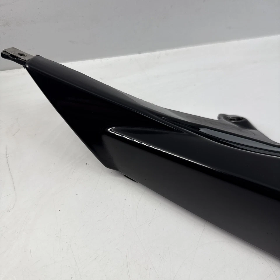 Carenado trasero Aprilia Shiver SL750 3013 L/H sin AP89704600XN5 #Y1 Foto 2 de 4