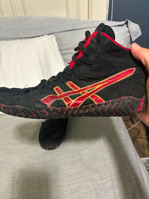 ASICS Aggressors 1 OG Wrestling Shoes Athletic Footwear size 7.5