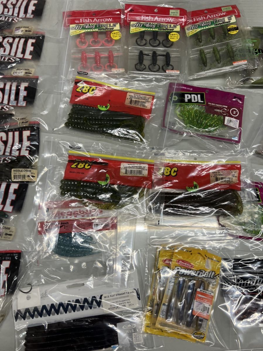 Gary Yamamoto and Others Various Bass Worms 64 Bags Set and Others - Image 7