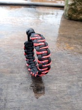 Bracciale Militare Tattico Paracord 4mm Nero/Rosso Su Misura Trekking Survivor