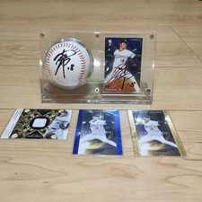 MVP Yoshinobu Yamamoto autographed ball + red foil signature YAMAMOTO