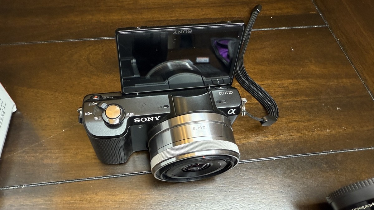 Sony Alpha a5000 Mirrorless Digital Camera with 16-50mm Lens Black