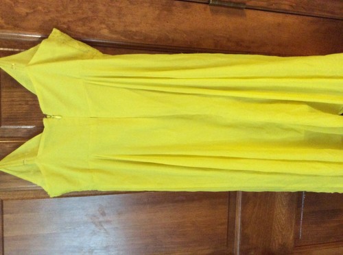 New Miss Selfridge Yellow Lace Assimetical Dress 6 NWT - Picture 3 of 3