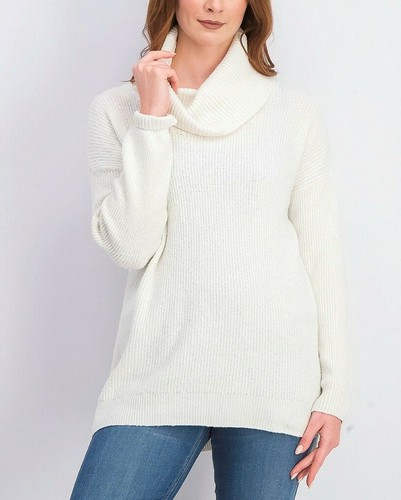 Hippie Rose Juniors' Turtleneck Sweater 