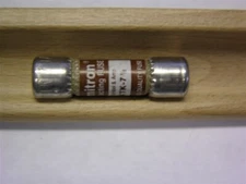 2 Bussmann KTK 7 1/2 7.5A 600VAC Fast Acting Limitron Midget Fuses
