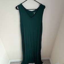 Amazon Essentials Women's Tank Maxi Dress Green V-neck Women’s XL Stretch Long