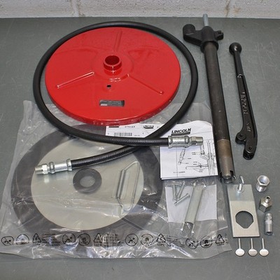 Lincoln Hand Lever Grease Pump 1292, 3/8'' x 5ft Hose, for 5 Gallon Bucket Drum
