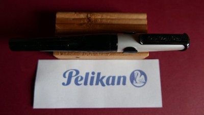 Pelikan Pelikano Model 2010 P480 Black Spring M New