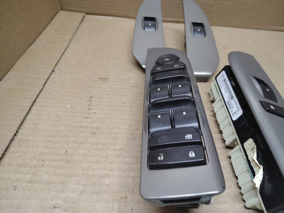 Juego de interruptores de puerta Chevrolet Avalanche 2007-13 plateado 20877335AA  Foto 2 de 4