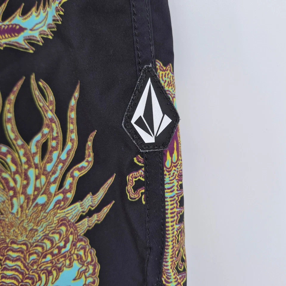 Volcom Mod-Tech Mens Board Shorts Size 26 Black Marine Monsters Swim Trunks - Image 3 of 4