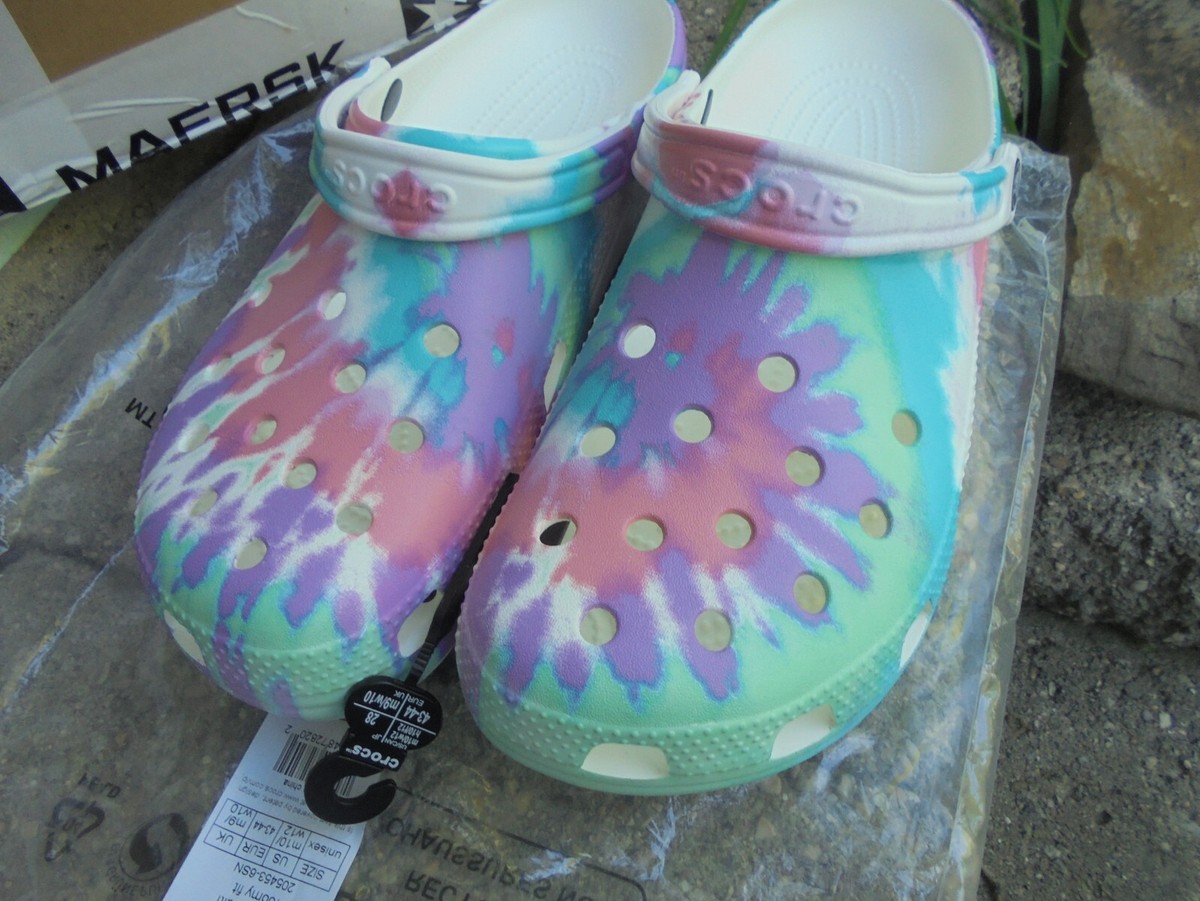 New Crocs Classic Tie Dye Graphic Clog Men display picture 2