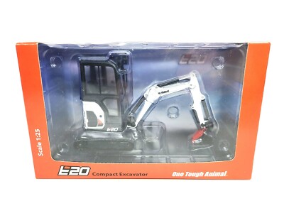 Bobcat E20 Compact Excavator - Universal Hobbies 1:25 Scale Model #UH8098 New
