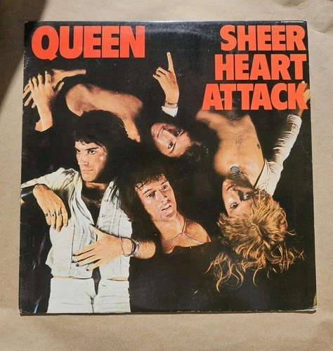 Queen Sheer Heart Attack  Vinyl Record 1974 Canada Red Label elektra vintage