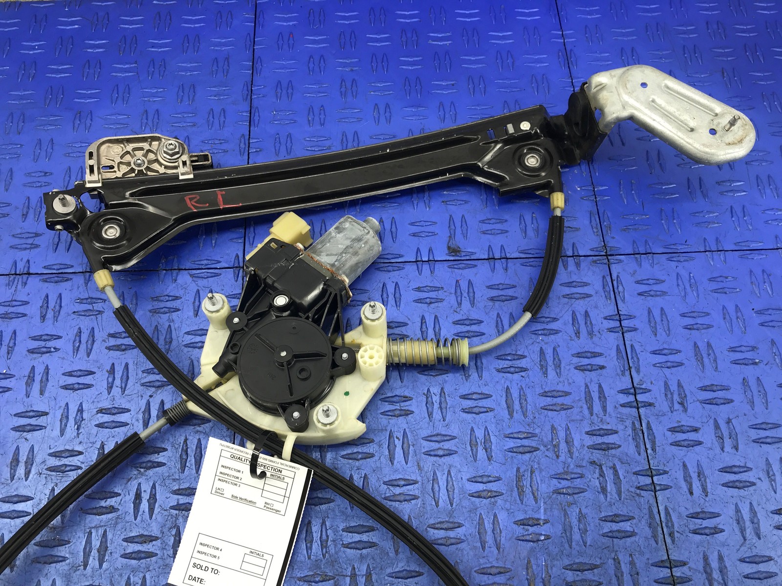 2014-2021 MASERATI QUATTROPORTE REAR LEFT DOOR WINDOW GLASS REGULATOR W/MOTOR