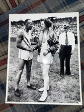 1944(1941) WRIGLEY FIELD PHOTO JESSE OWENS HELEN STEPHENS OLYMPIC GOLD CHAMPION