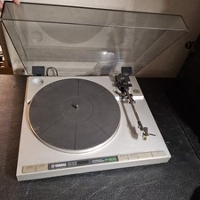 Defective Yamaha P-500 Full-Automatic Turntable - With Needle It Dont Turn On