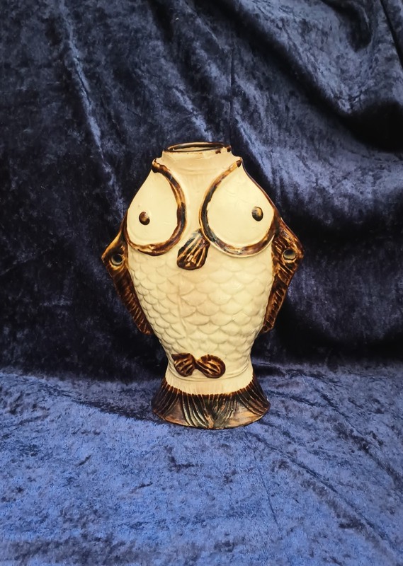Chinese Cizhou Pottery Vase Circa 1900 In Double Fish Form