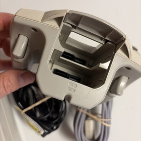 Sega Dreamcast Console White HKT-3020 Powers On Does Not Read Disc Controller