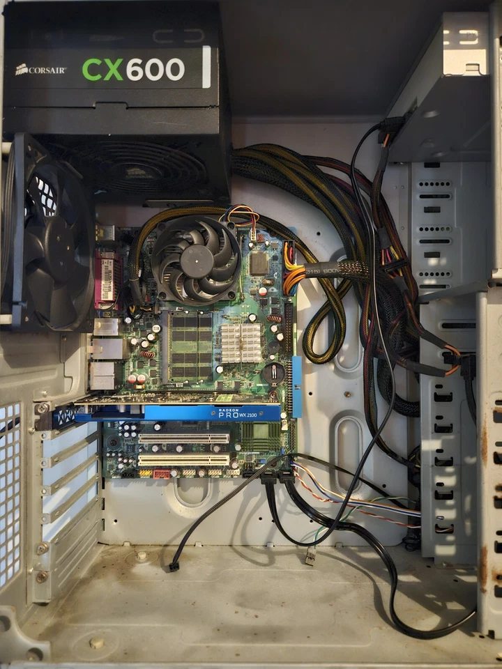 Retro Emulation Gaming Desktop Computer, 4gb RAM, 756gb Ssd+hdd - image 4 of 4