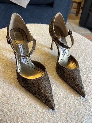 Vintage manolo blahnik Persian Byzantine Tapestry Pointed heels