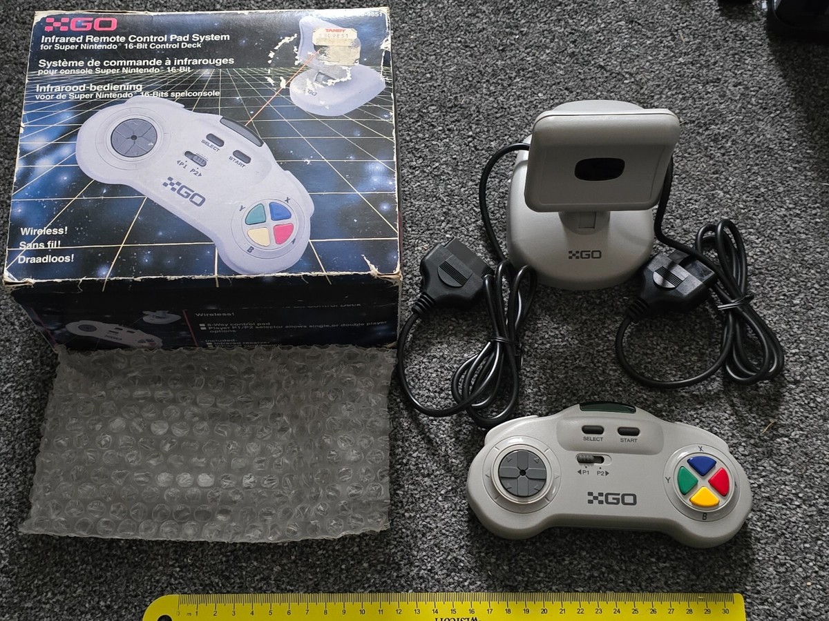 SUPER NINTENDO SNES INFRARED CONTROLLER GAME CONTROL PAD Boxed