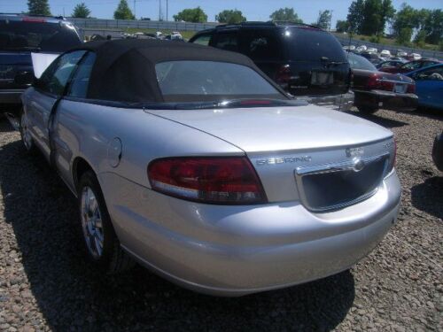 01-06 CHRYSLER SEBRING CONVERTIBLE OEM MOPAR LUZ TRASERA DERECHA 62787 - Imagen 3 de 10