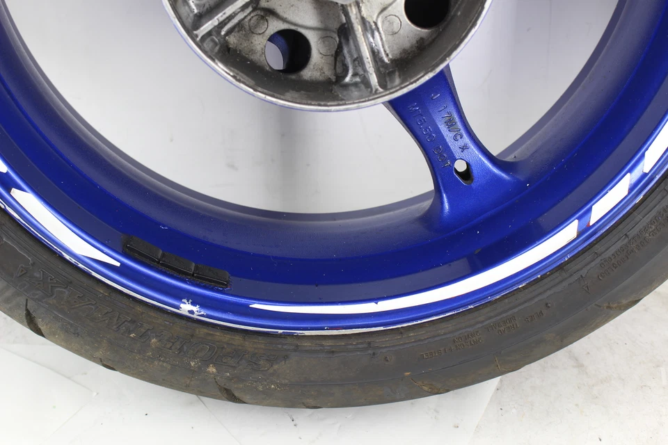 Llanta trasera doblada Suzuki GSXR600 2007 64711-49G10 Foto 3 de 4