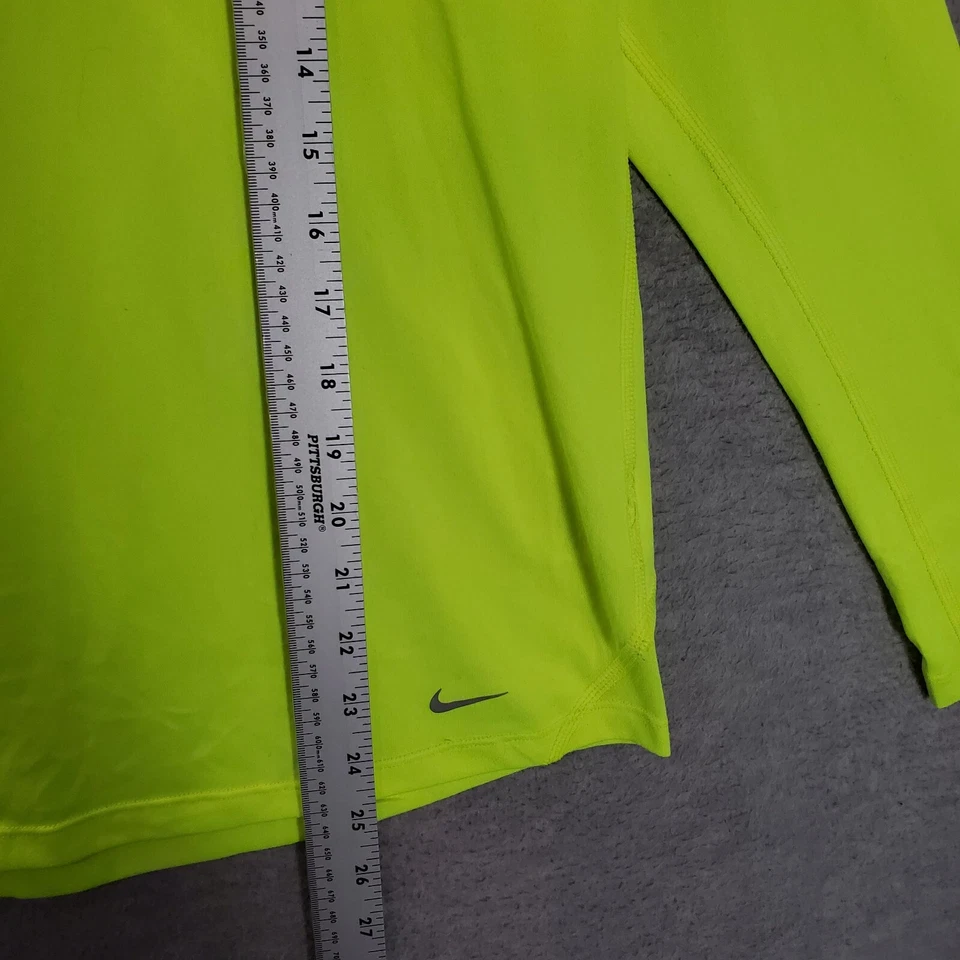 Nike Mujeres Ropa Activa Top Mediano Amarillo Neón Malla Épica Cuello en V Dri Fit Logo LEER Foto 3 de 4